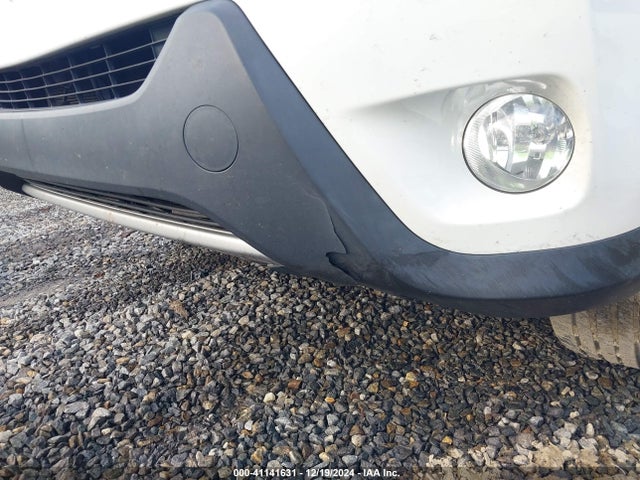 Toyota Rav4 Xle 2014 JTMWFREV1EJ015786 Image 18