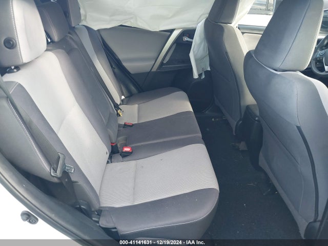 Toyota Rav4 Xle 2014 JTMWFREV1EJ015786 Image 8