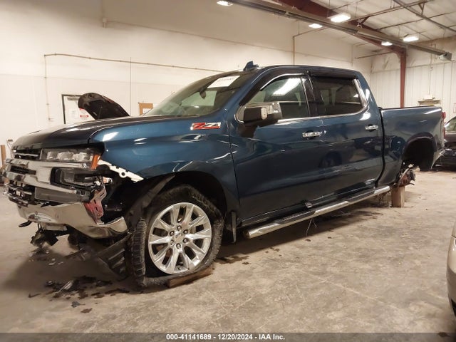 Chevrolet SILVERADO 1500 LTD 2022 1GCUYGED2NZ142187 Image 2