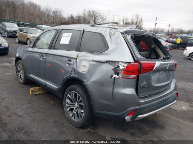 2017 MITSUBISHI OUTLANDER JA4AZ3A33HZ050624 Photo 2