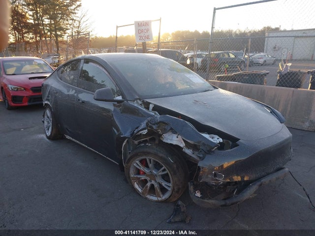 2023 TESLA MODEL Y 7SAYGDEE1PA121125 Photo 0