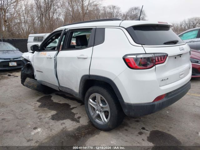 3C4NJDBN8RT605192 Jeep Compass Latitude 4x4