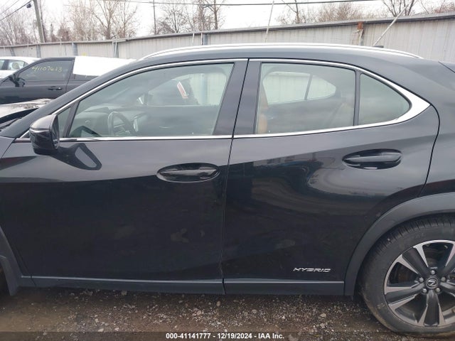 JTHU9JBH1K2019033 Lexus UX 250H