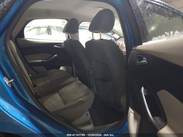 Ford FOCUS SE 2014 1FADP3F2XEL192806 Image 8