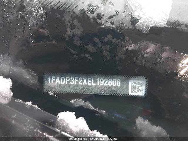 Ford FOCUS SE 2014 1FADP3F2XEL192806 Image 9