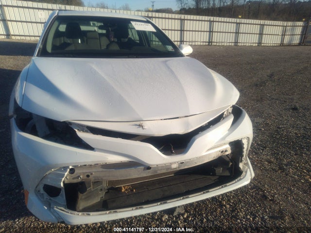 4T1B11HKXJU064053 Toyota CAMRY LE