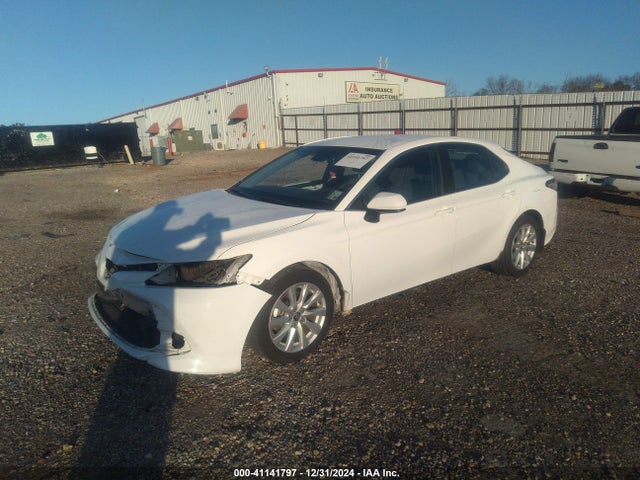 4T1B11HKXJU064053 Toyota CAMRY LE