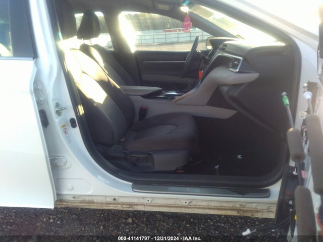 4T1B11HKXJU064053 Toyota CAMRY LE