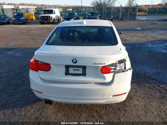 WBA3C1C52FK119647 BMW 328I