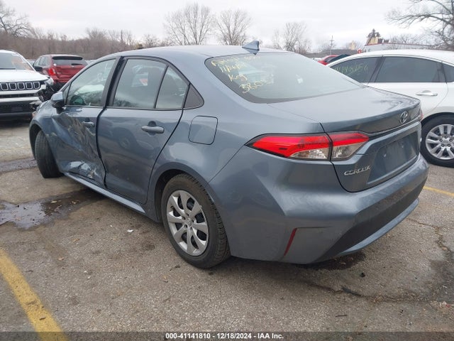Toyota COROLLA LE 2022 5YFEPMAE2NP333803 Image 3