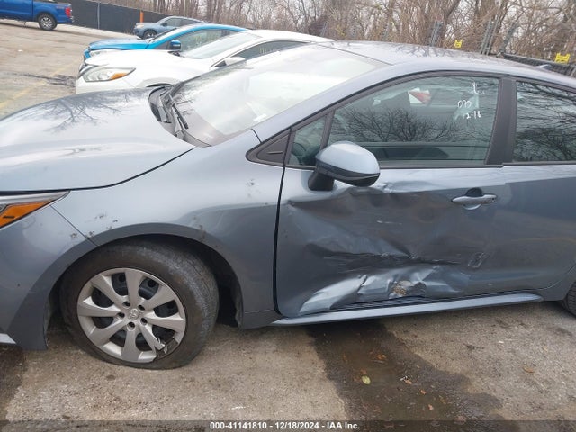 Toyota COROLLA LE 2022 5YFEPMAE2NP333803 Image 6