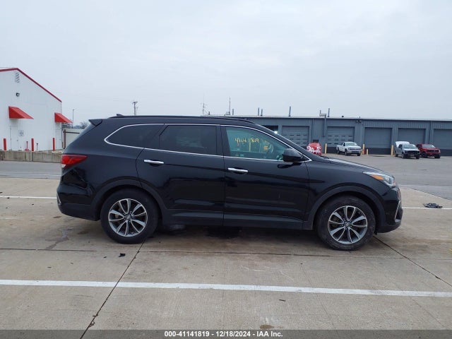 KM8SM4HF4HU170715 Hyundai Santa Fe Se