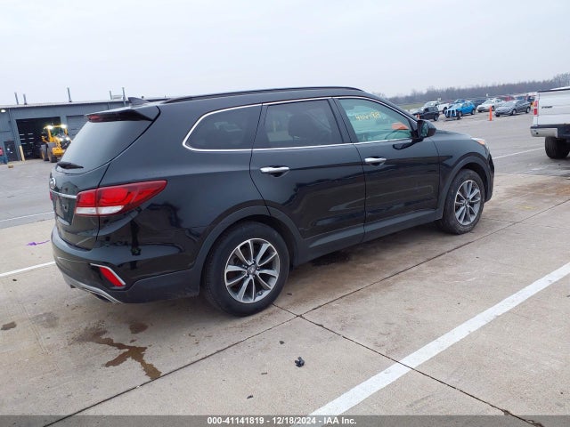 KM8SM4HF4HU170715 Hyundai Santa Fe Se