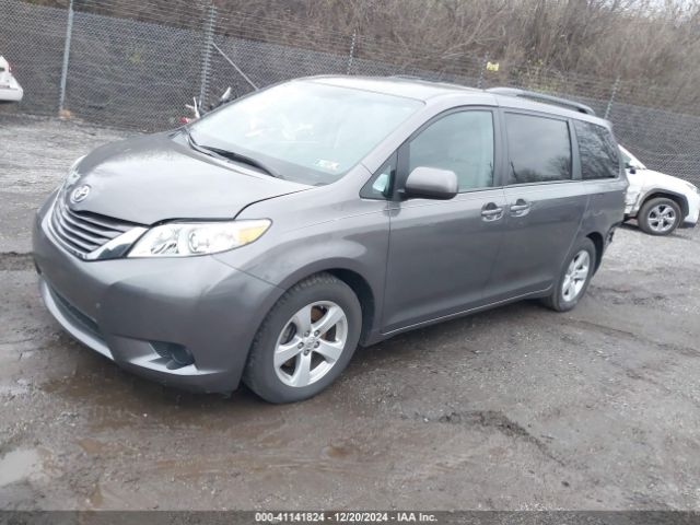 5TDKZ3DC8HS858037 Toyota Sienna Le 8 Passenger