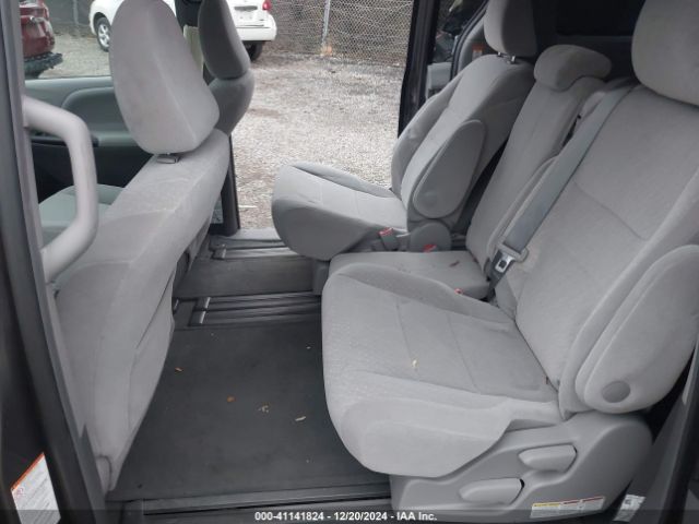 5TDKZ3DC8HS858037 Toyota Sienna Le 8 Passenger