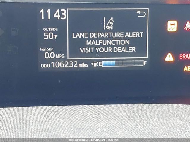 JTDKDTB35J1604497 Toyota Prius C Three