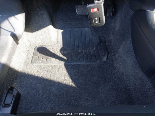 JTDKDTB35J1604497 Toyota Prius C Three