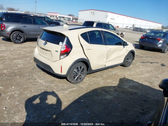 JTDKDTB35J1604497 Toyota Prius C Three