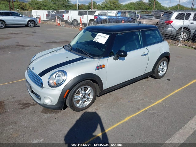2012 MINI COOPER WMWSU3C57CT260045 Photo 1