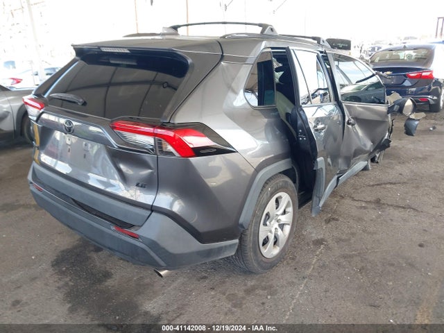 Toyota RAV4 LE 2021 2T3H1RFVXMC135206 Image 4