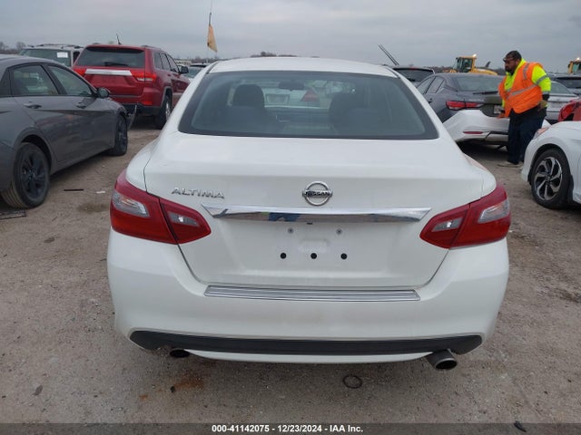 Nissan Altima 2.5 S 2018 1N4AL3AP9JC140143 Image 16