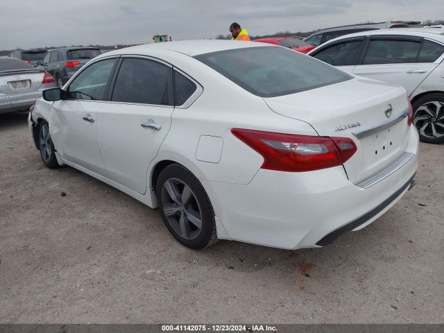 Nissan Altima 2.5 S 2018 1N4AL3AP9JC140143 Image 3