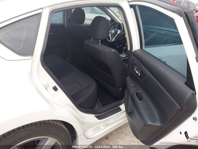 Nissan Altima 2.5 S 2018 1N4AL3AP9JC140143 Image 8