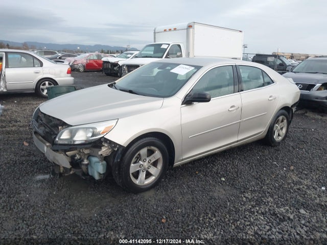 Chevrolet MALIBU LS 2015 1G11B5SL8FF217944 Image 2