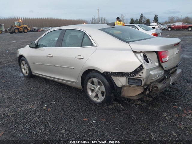 Chevrolet MALIBU LS 2015 1G11B5SL8FF217944 Image 3