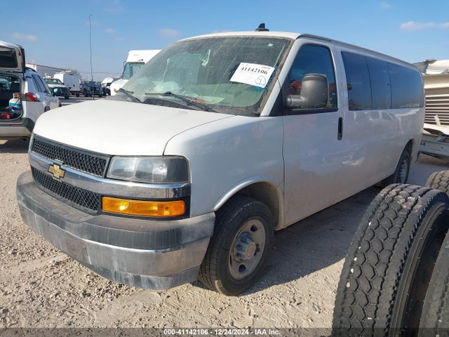 1GAZGPFG7L1157564 Chevrolet Express Passenger Rwd 3500 Extended Wheelbase Lt