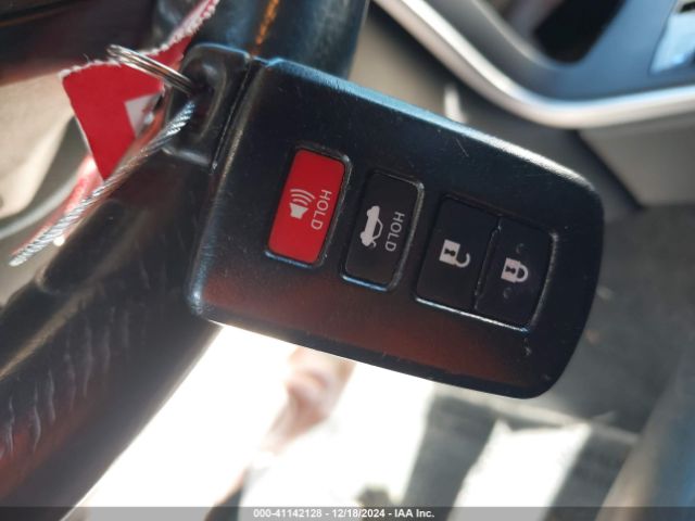 4T1BD1FK5GU200530 Toyota Camry Hybrid Xle
