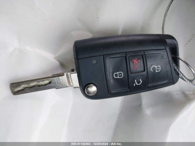 3VW217AU3GM060956 Volkswagen Golf Tsi S 4-door