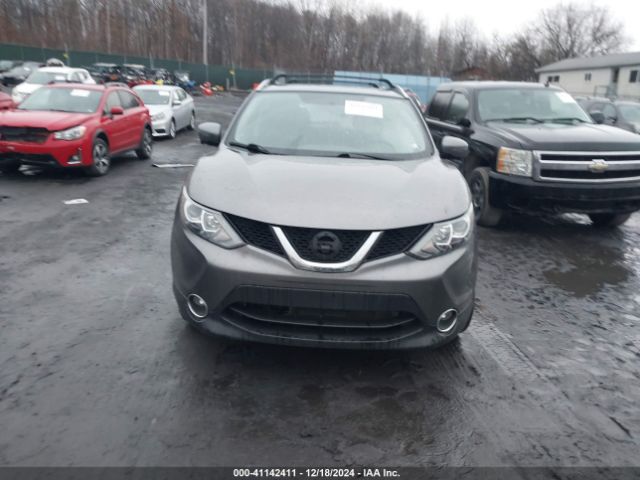 JN1BJ1CR1HW136459 Nissan Rogue Sport Sv