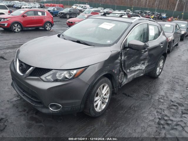 JN1BJ1CR1HW136459 Nissan Rogue Sport Sv