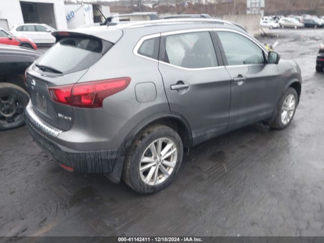 JN1BJ1CR1HW136459 Nissan Rogue Sport Sv