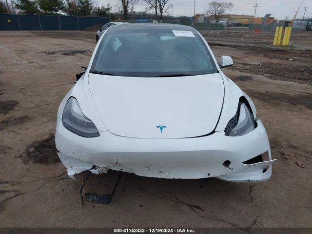 5YJ3E1EA8NF101561 Tesla Model 3 Rear-wheel Drive