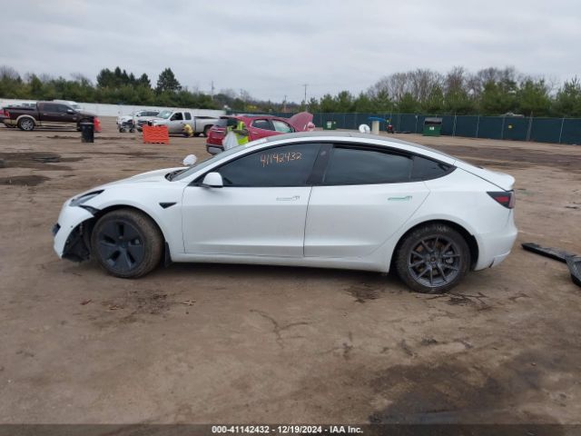 5YJ3E1EA8NF101561 Tesla Model 3 Rear-wheel Drive