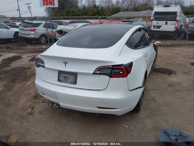 5YJ3E1EA8NF101561 Tesla Model 3 Rear-wheel Drive