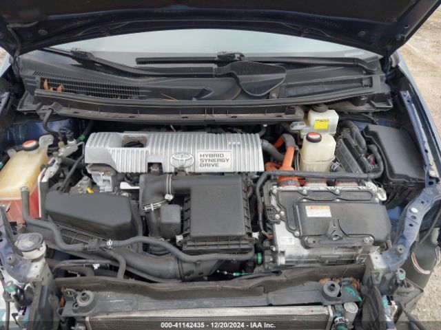 JTDKN3DU1F1881433 Toyota Prius Two