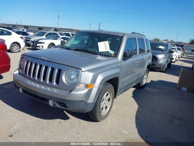 1C4NJPBA3HD146186 Jeep Patriot Sport Fwd