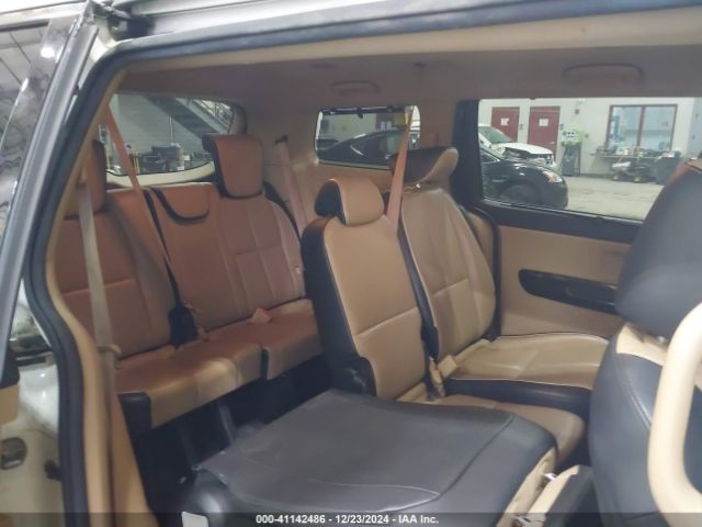 KNDMC5C15G6206223 KIA SEDONA EX