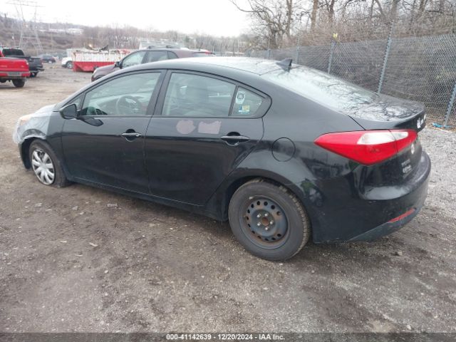 KNAFK4A64E5197258 KIA FORTE LX