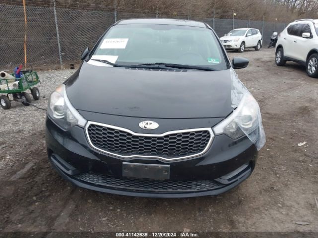 KNAFK4A64E5197258 KIA FORTE LX
