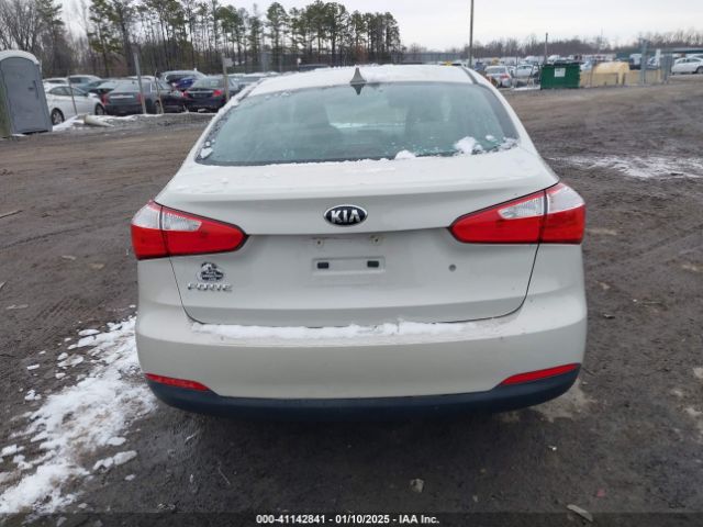 KNAFK4A68F5388196 KIA FORTE LX