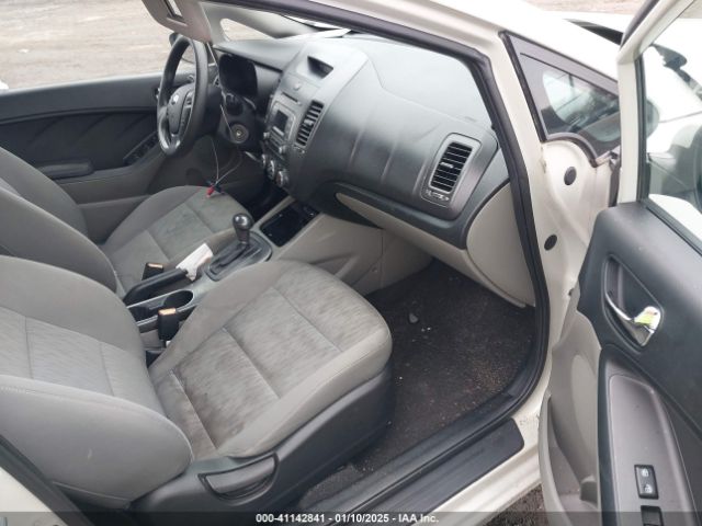 KNAFK4A68F5388196 KIA FORTE LX