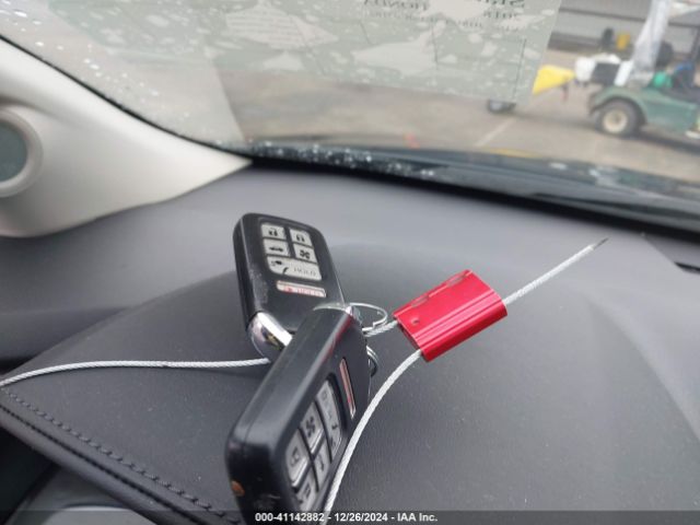 JHMZC5F39JC021621 Honda Clarity Plug-in Hybrid Touring