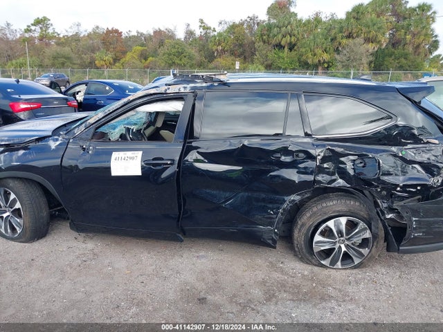 Toyota Highlander Xle 2020 5TDGZRAH3LS503715 Image 13