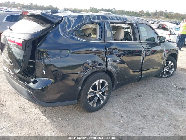 Toyota Highlander Xle 2020 5TDGZRAH3LS503715 Image 4