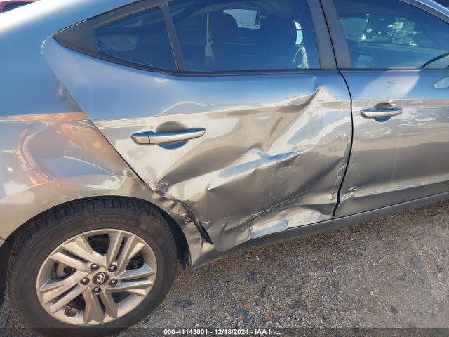 Hyundai Elantra 2019 5NPD84LF1KH435116 Image 19