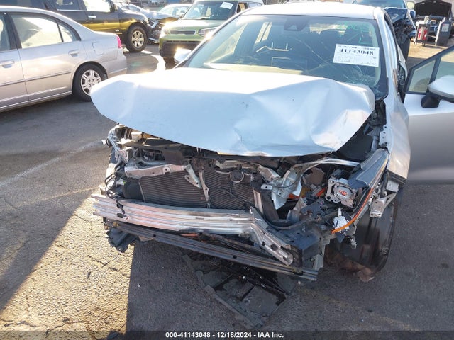 Toyota COROLLA LE 2020 JTDEPRAE1LJ021602 Image 6